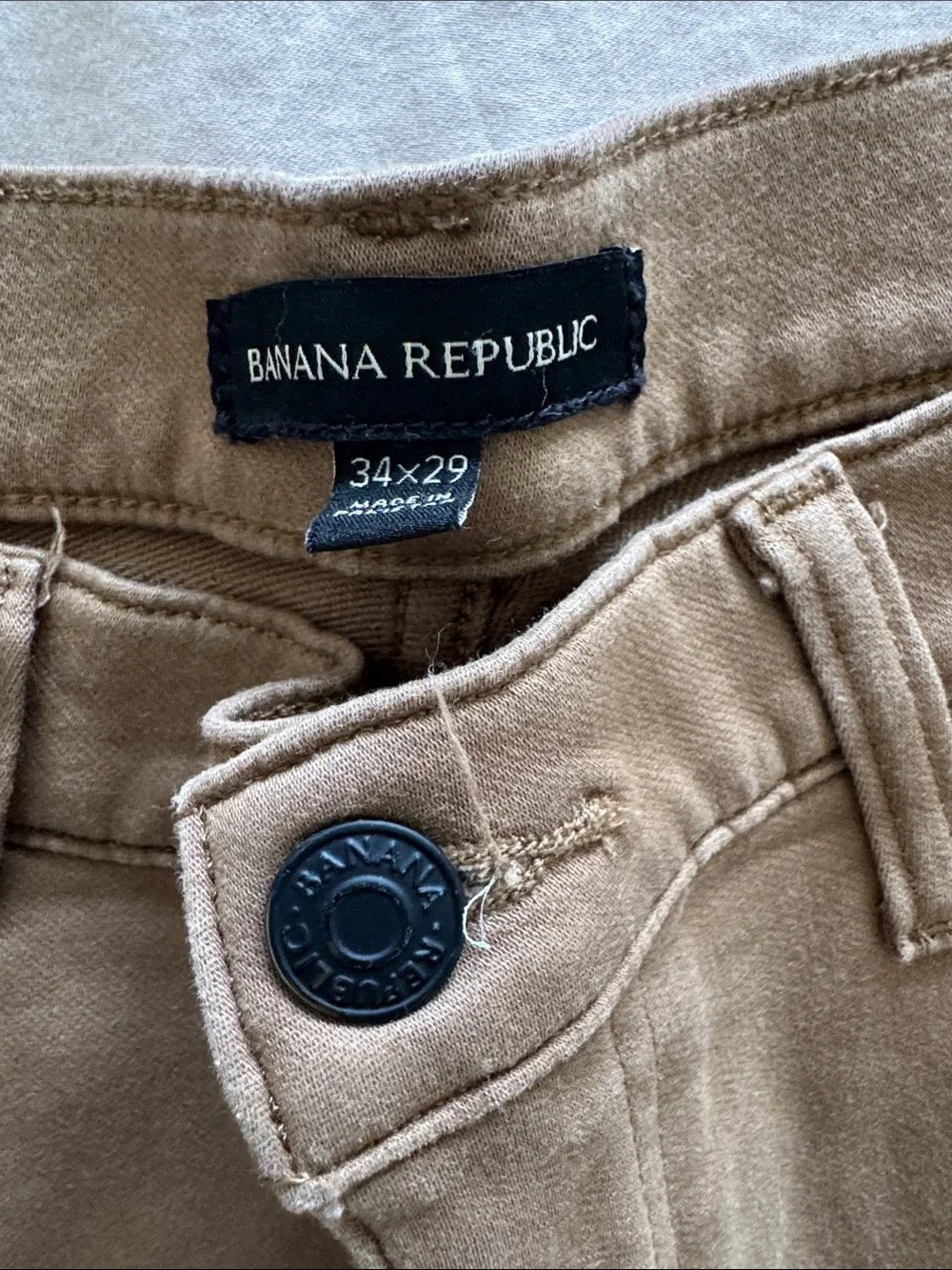 Banana Republic Men's Slim Straight Jeans in Tan